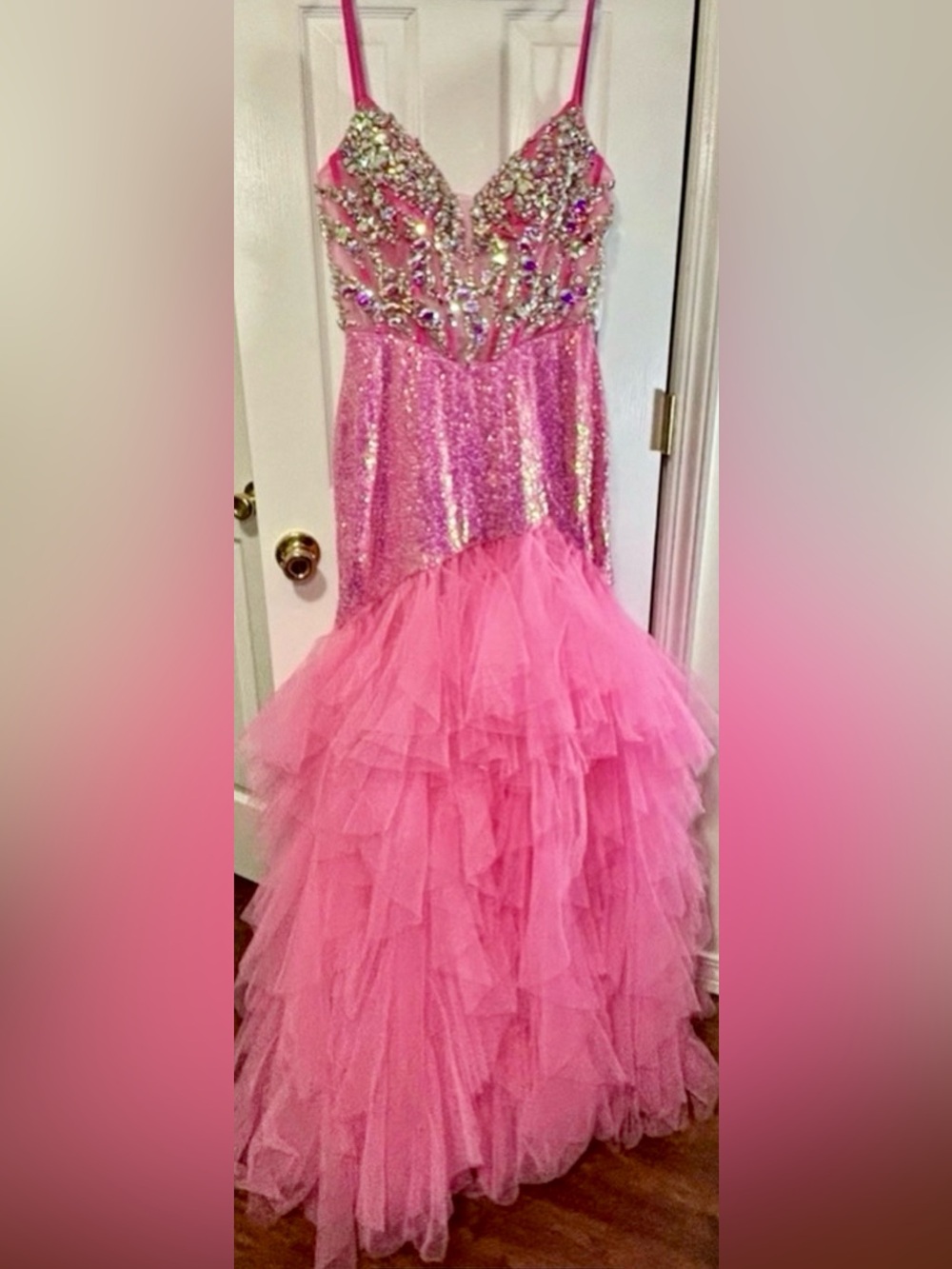 NWT JOVANI PINK Sequins Beads & Pink Tulle Prom Dress Size 10 - Picture 2 of 10